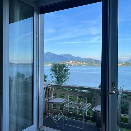 Camelia Apartment *
